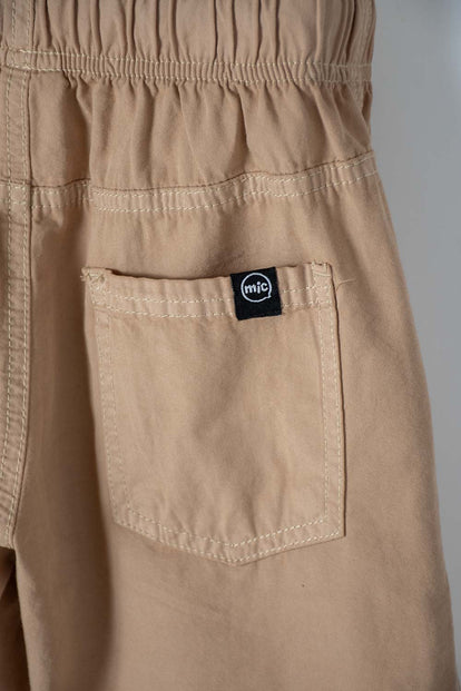 BERMUDA DE MIC CON CORDON CAKI PARA NIÑO