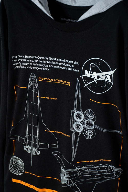 CAMISETA DE LA NASA MANGA LARGA NEGRO Y GRIS PARA NIÑO