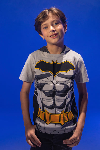 CAMISETA DE BATMAN MANGA CORTA GRIS PARA NIÑO