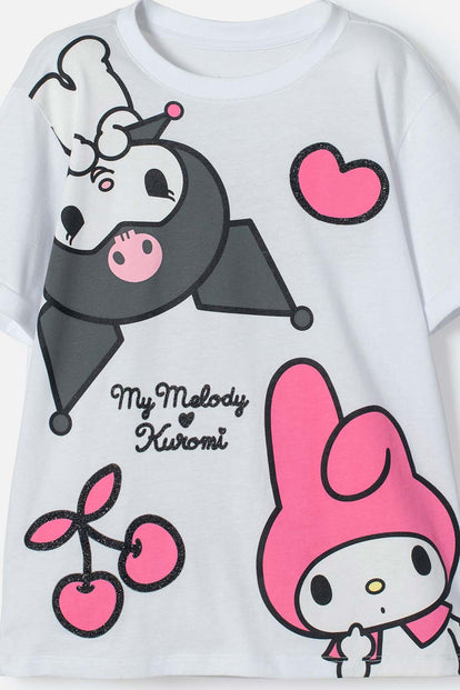 CAMISETA DE MY MELODY & KUROMI BLANCA ESTAMPADA EN FRENTE PARA NIÑA