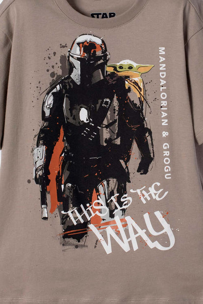 CAMISETA DE MANDALORIAN MANGA CORTA CAFÉ PARA NIÑA