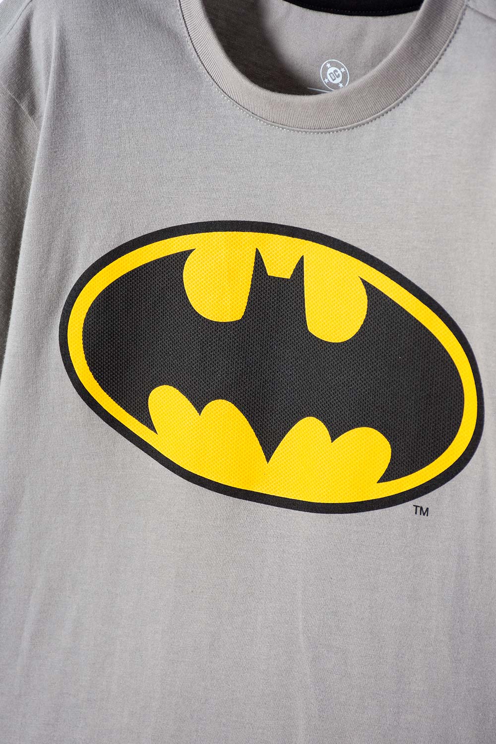 CAMISETA DE BATMAN MANGA CORTA GRIS PARA NIÑO – MIC Guatemala