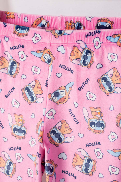 PIJAMA DE STITCH Y CAPYBARA MULTICOLOR PARA NIÑA
