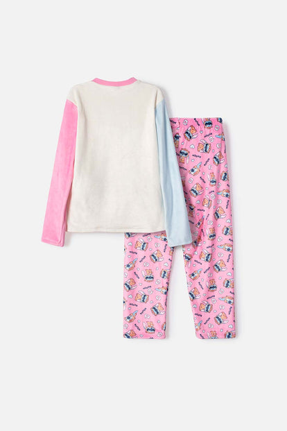 PIJAMA DE STITCH Y CAPYBARA MULTICOLOR PARA NIÑA