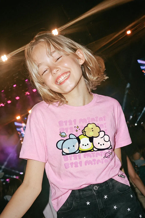 CAMISETA DE BT21 MANGA CORTA ROSADO PARA NIÑA
