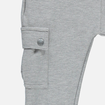 JOGGER MIC CON BOLSILLOS EN LA PIERNA GRIS PARA NIÑO