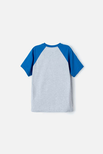 CAMISETA DE MIC MANGA CORTA GRIS Y AZUL PARA NIÑO