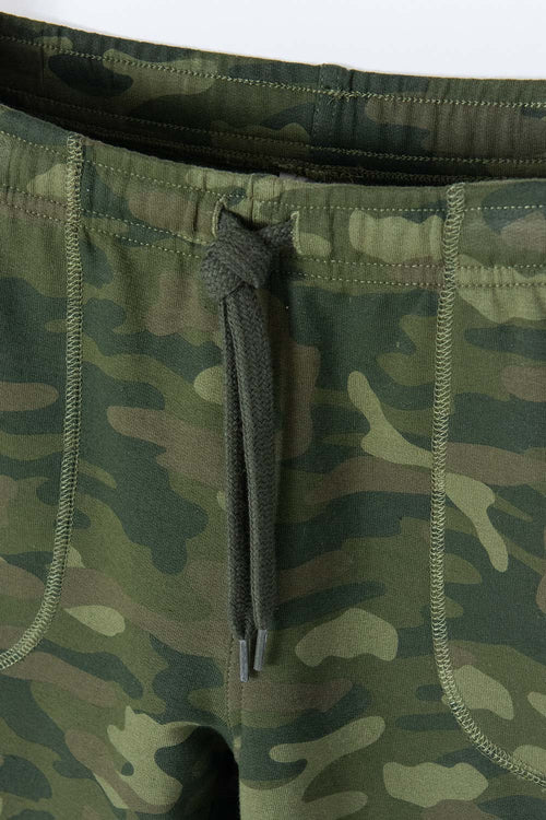 BERMUDA DE MIC CON CORDÓN VERDE PARA NIÑO