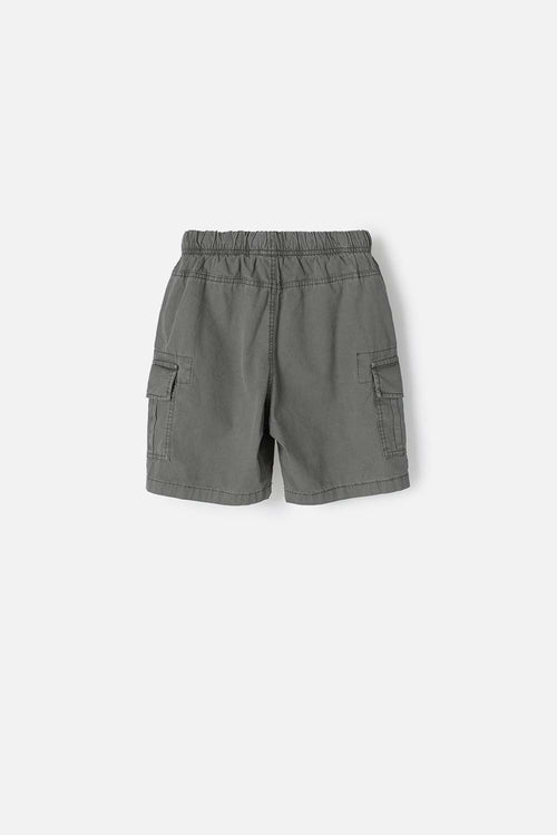 BERMUDA DE MIC CON CORDÓN VERDE PARA NIÑO