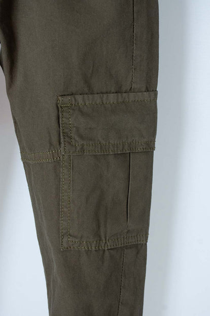  JOGGER DE LITTLEMIC CON CORDÓN VERDE MILITAR PARA NIÑO 2T A 5T