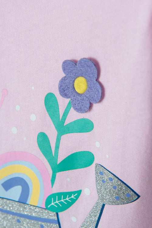 CAMISETA LITTLEMIC ROSADA CON ESTAMPADO EN FRENTE PARA NIÑA 2T A 5T