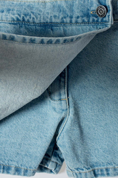 FALDA DE MIC CON BOTON AZUL PARA NIÑA