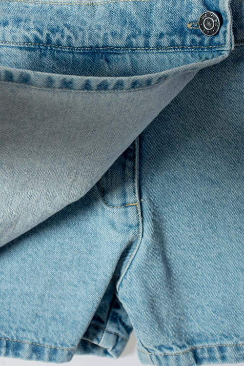 FALDA DE MIC CON BOTON AZUL PARA NIÑA