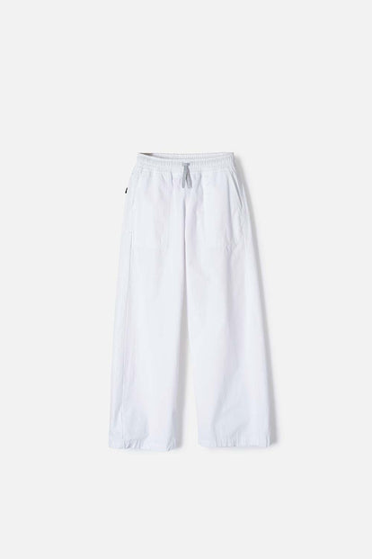 JOGGER DE MIC CON CORDÓN BLANCO PARA NIÑA