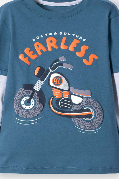 CAMISETA LITTLEMIC AZUL Y GRIS ESTAMPADA EN FRENTE PARA NIÑO 2T A 5T