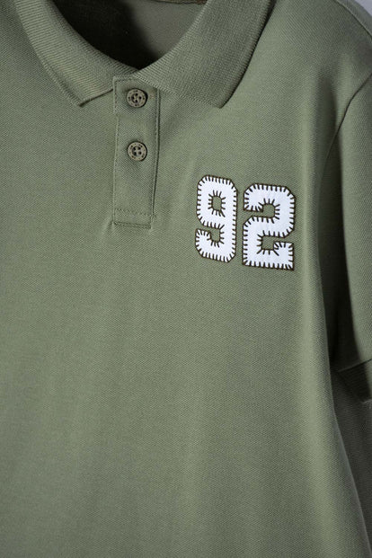 CAMISETA TIPO POLO DE MIC VERDE PARA NIÑO