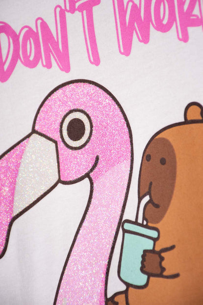 CAMISETA DE CAPYBARA MARFIL ESTAMPADA EN FRENTE PARA NIÑA