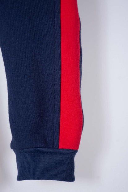 CONJUNTO DE MICKEY MOUSE CON PANTALÓN ROJO Y AZUL PARA BEBÉ NIÑO