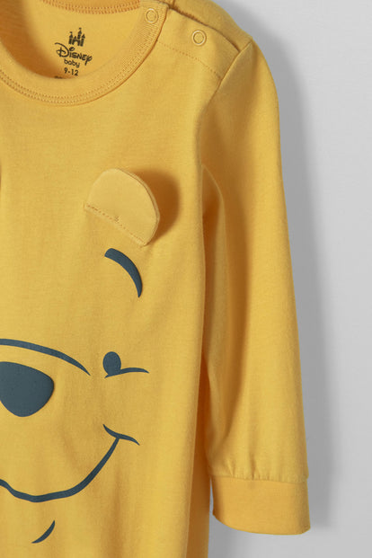 PIJAMA DE WINNIE THE POOH MOSTAZA PARA BEBÉ NIÑO