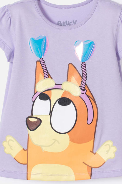 CAMISETA DE BLUEY LILA ESTAMPADA EN FRENTE PARA NIÑA 2T A 6T