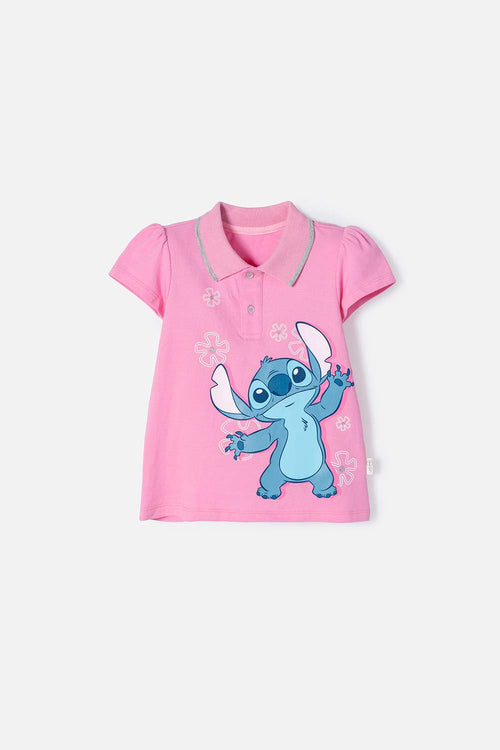Card slide image -  CAMISETA TIPO POLO DE STITCH ROSADA CON ESTAMPADO PARA NIÑA 2T A 5T