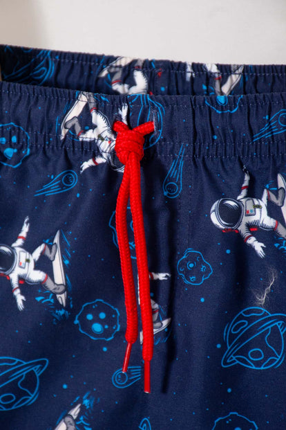 CONJUNTO DE BAÑO DE LA NASA MULTICOLOR PARA NIÑO 2T A 5T