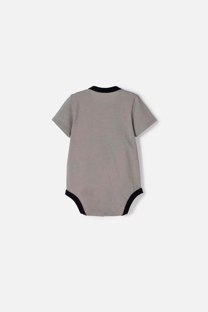 BODY DE BATMAN CON BROCHES GRIS PARA BEBÉ NIÑO