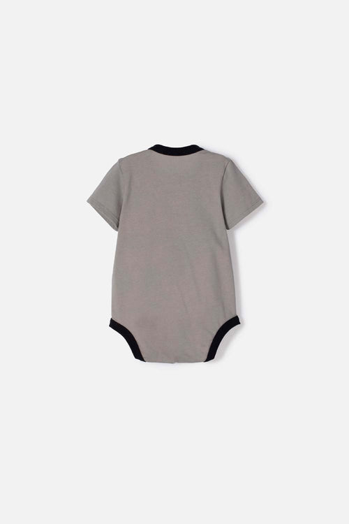 BODY DE BATMAN CON BROCHES GRIS PARA BEBÉ NIÑO