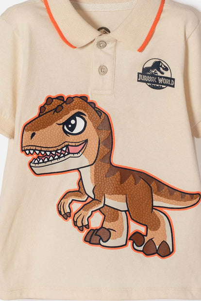CAMISETA TIPO POLO JURASSIC WORLD MANGA CORTA ALMENDRA PARA NIÑO 2T A 6T